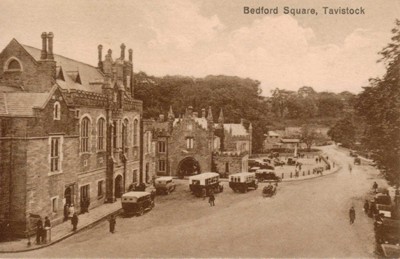 Buses seen from a distance in Bedford Square, Tavistock